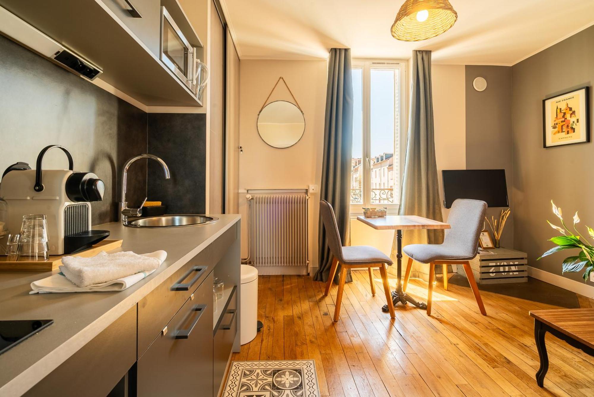 Dupain & Dubeurre Appart'Hotel - Parking En Supp Limoges Exteriör bild